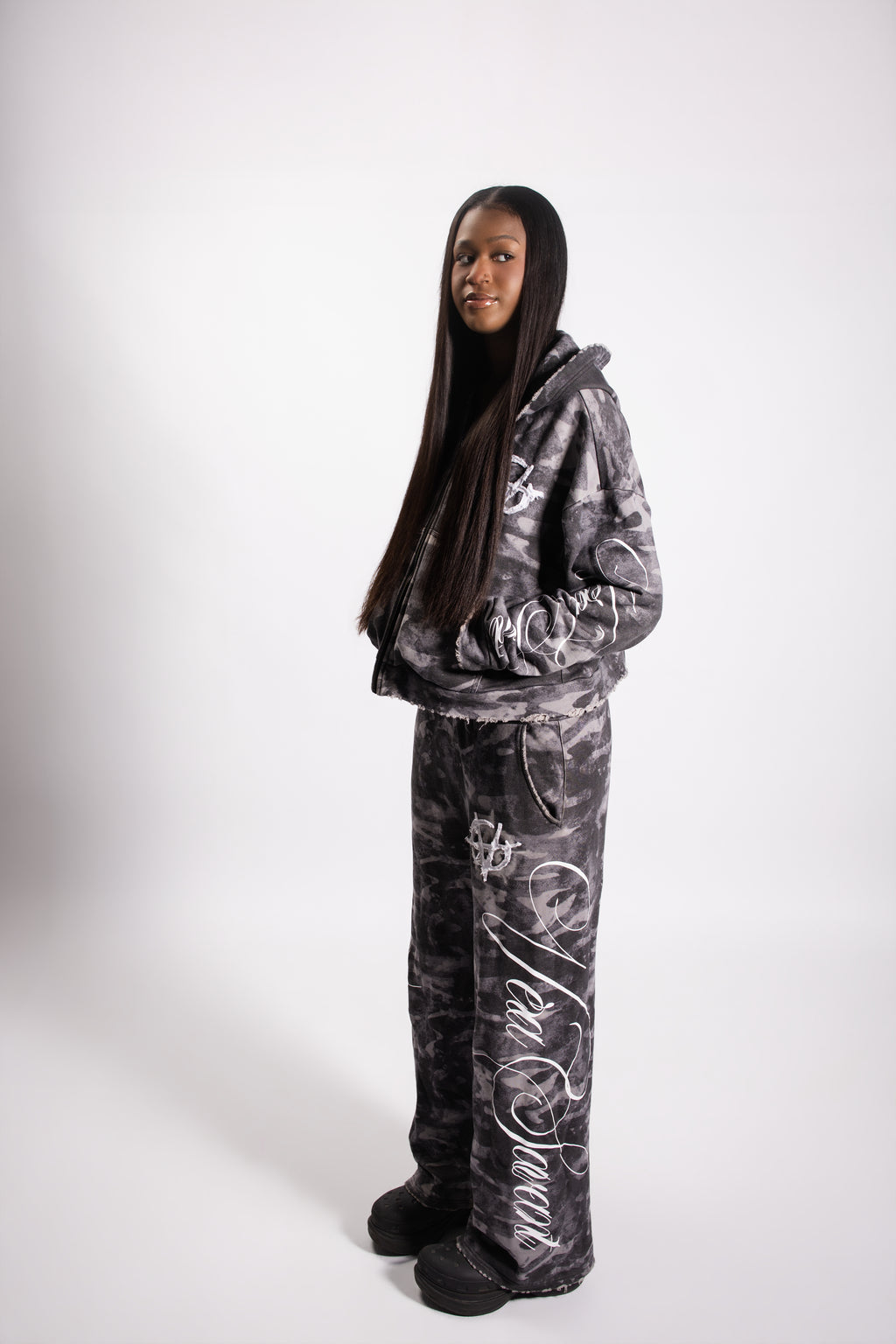 VERA SHADOW HOODIE/SWEATPANT SET